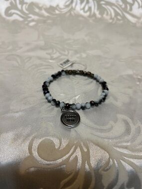 GANZ Black and White Beaded Stretch Bracelet with Metallic Accents